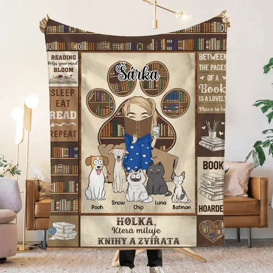 Deka - Holka, která miluje knihy a zvířata - az 5 mazlíčky - Climo.cz