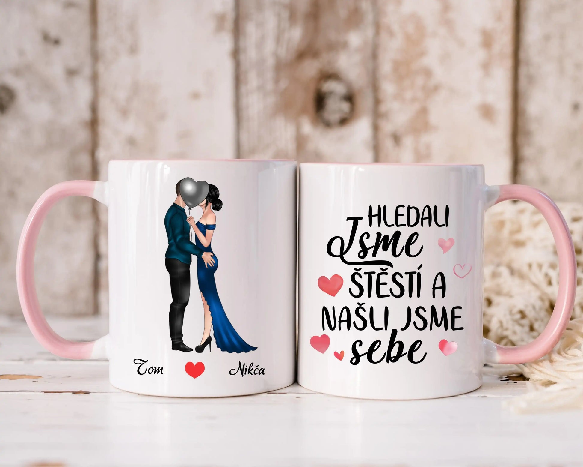 Hrnek - Líbající se pár - Hledali jsme štěstí a našli jsme sebe - Climo.cz