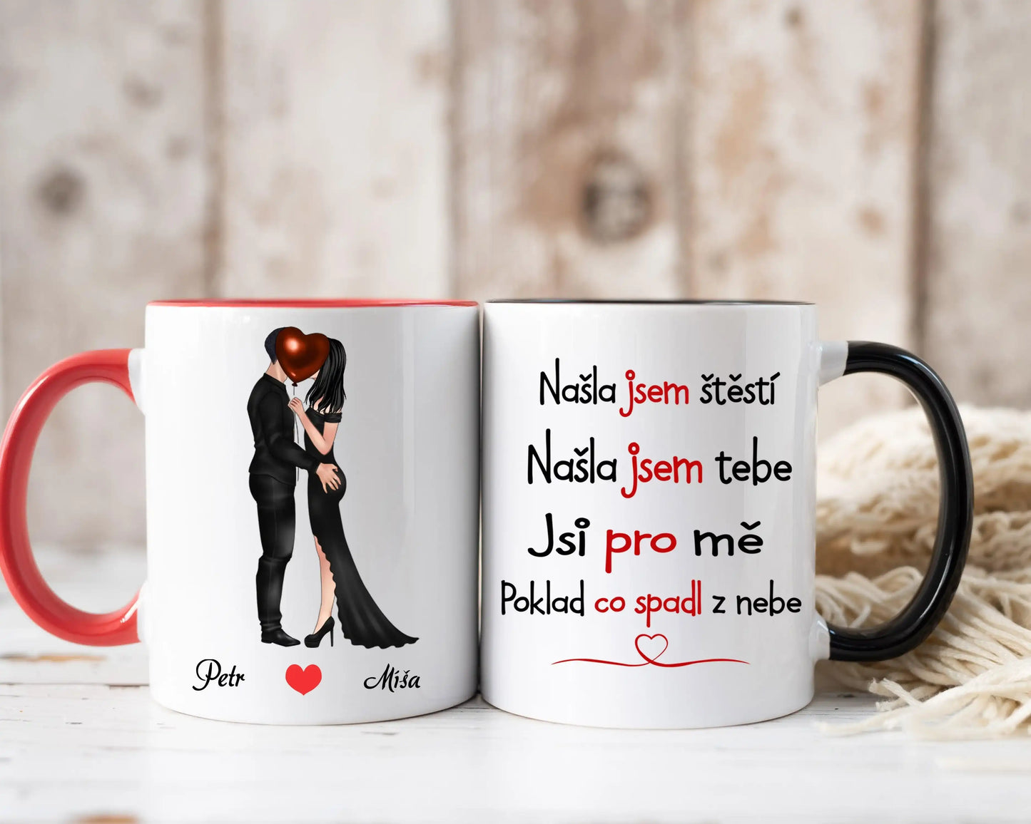 Hrnek - Líbající se pár - Našla jsem štěstí. Našla jsem tebe, Jsi pro mě poklad co spadl z nebe, - Climo.cz