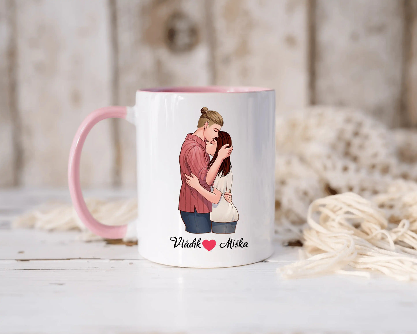 Hrnek - Objímající se pár - I Love You to the Moon and Back - Climo.cz