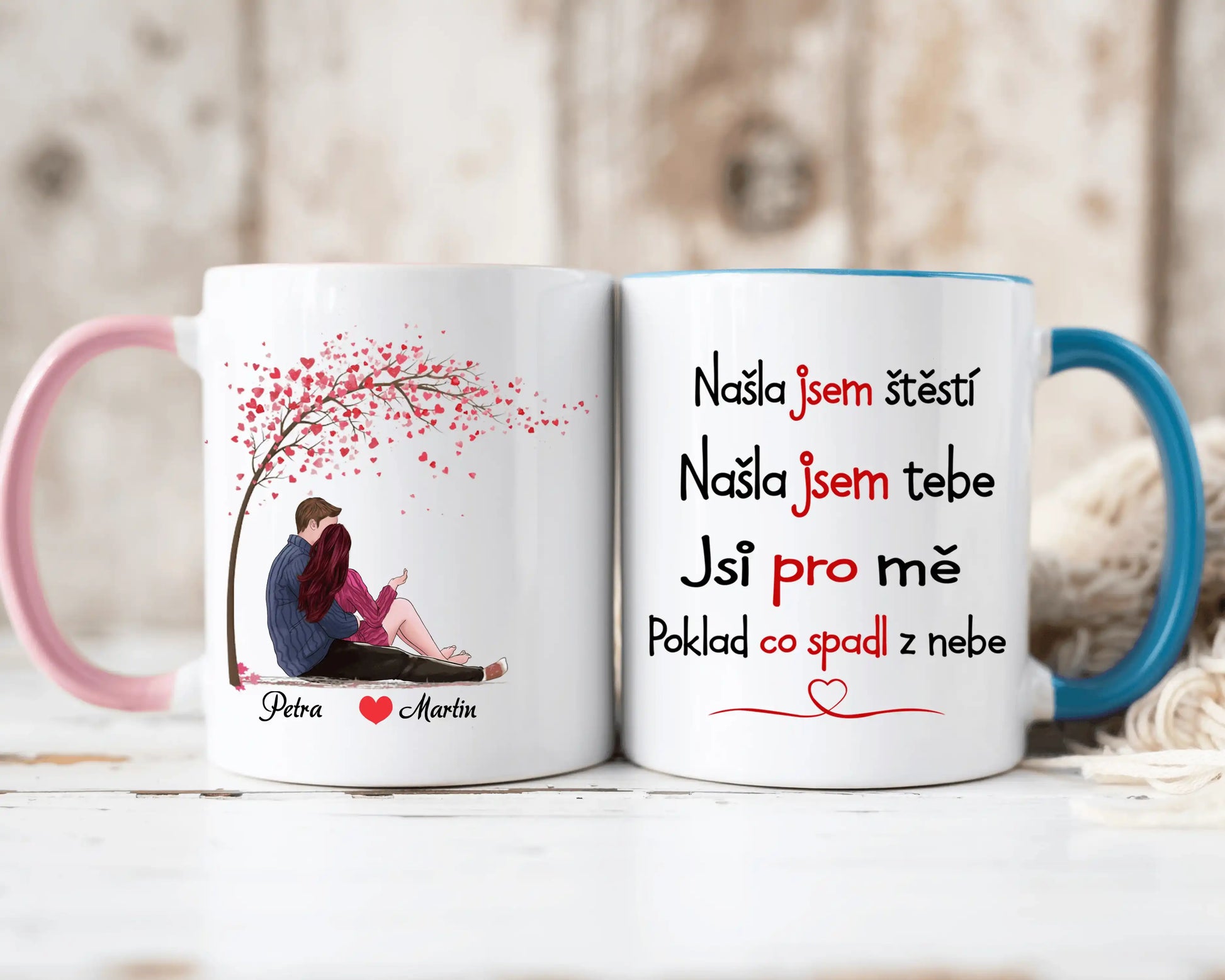 Hrnek - Zamilovaný pár 2. verze - Našla jsem štěstí. Našla jsem tebe. Jsi pro mě poklad co spadl z nebe - Climo.cz